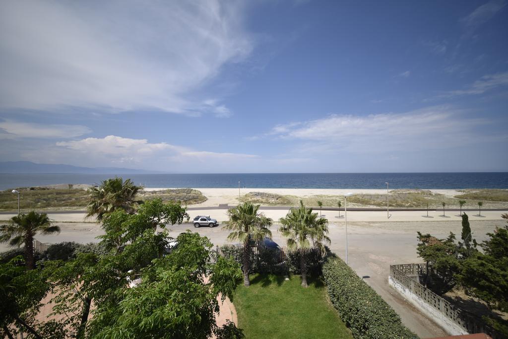 Hotel La Villa Corigliano Calabro Bilik gambar